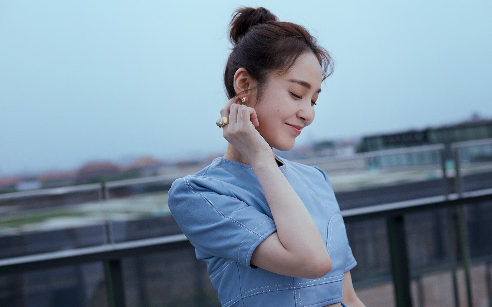 开云体育官网-绿茵之盾与封喉之剑，卡瓦哈尔在年度焦点之夜的统治性叙事